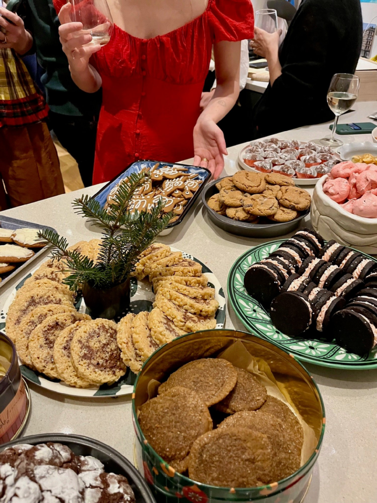 A Holiday Cookie Swap